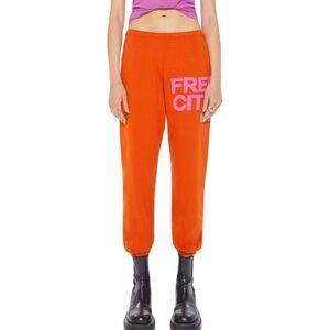 Freecity Large Sweatpants in Orange Plant XS